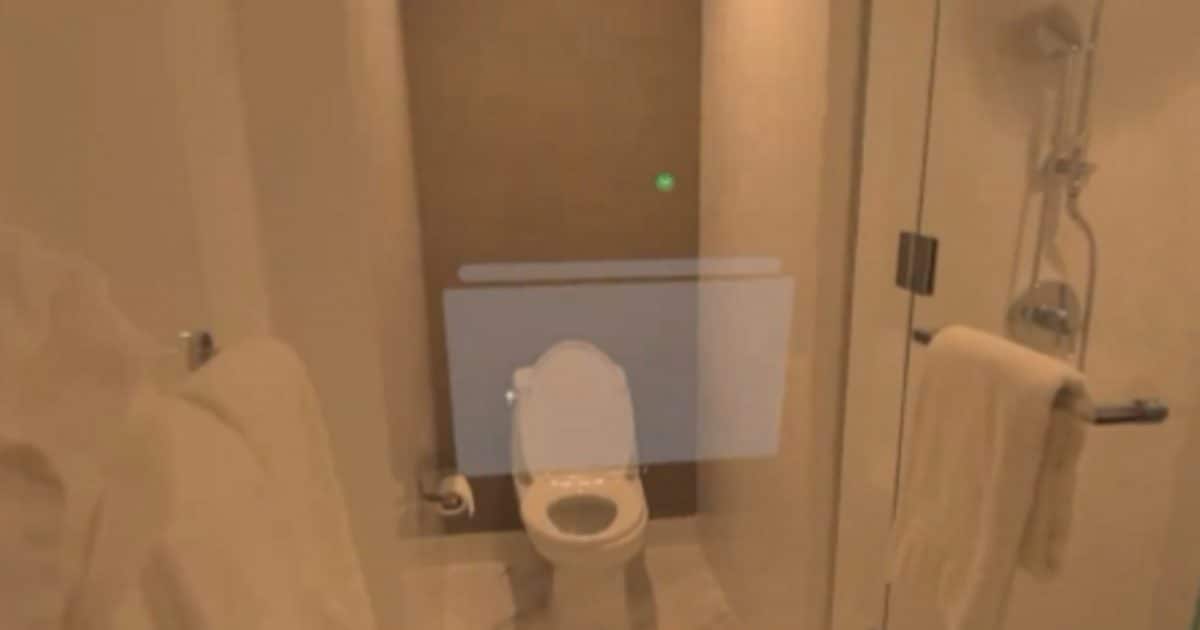 शख्स ने शेयर किया टॉयलेट के अंदर का वीडियो, सीट पर बैठते ही आई अजीब आवाज और फिर जो हुआ...